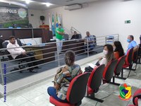 Legislativo municipal participa de reunião com SEMED sobre EAD
