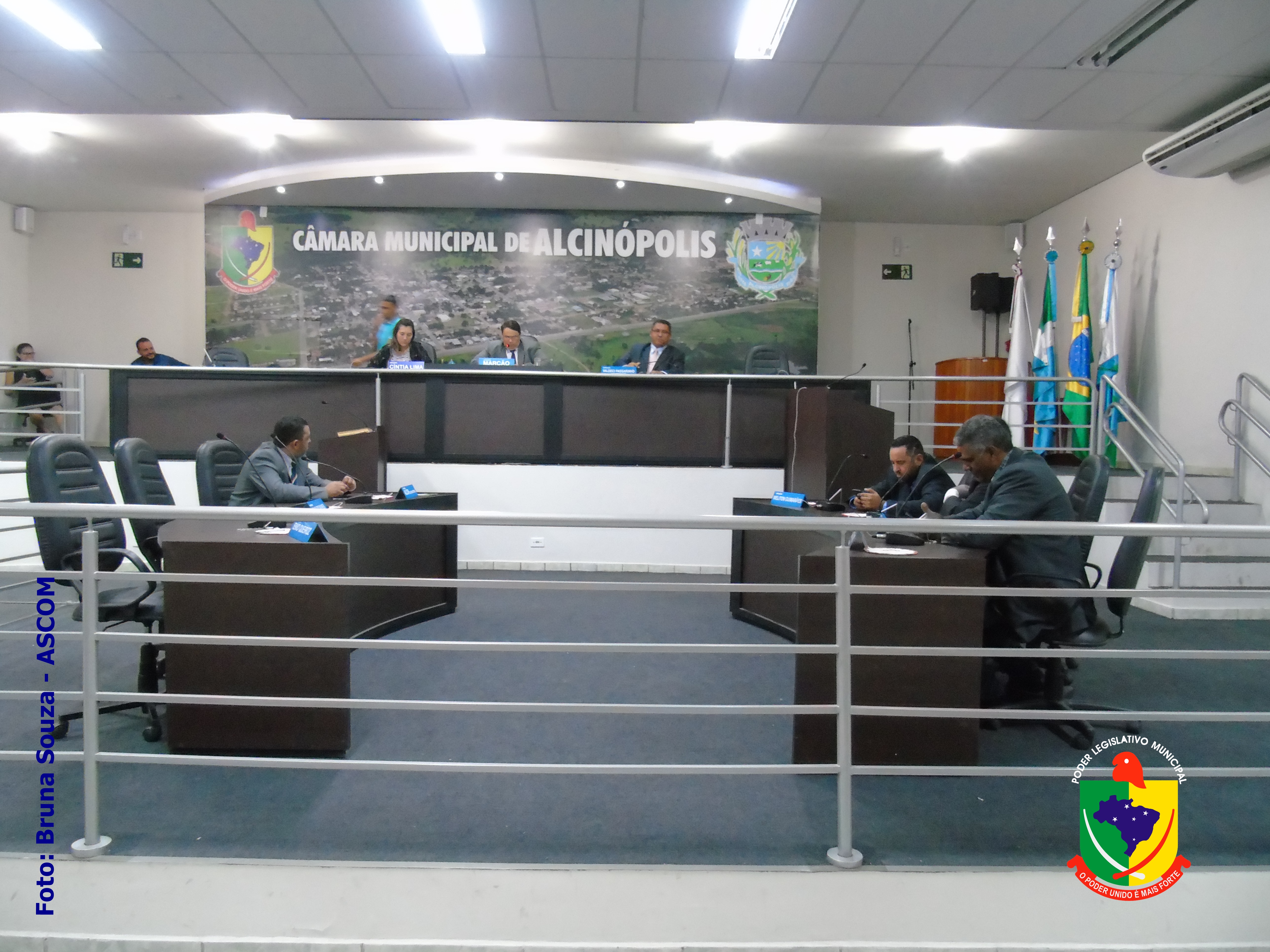 Legislativo Municipal realiza duas Sessões Extraordinárias em plenário